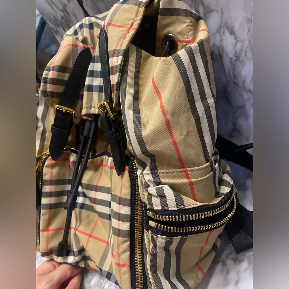 BURBERRY SMALL RUCKSACK BACKPACK NYLON BEIGE - Picture 6 of 10